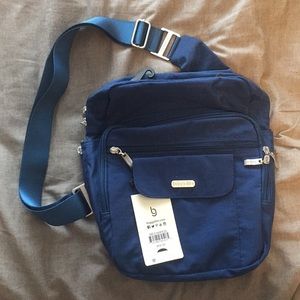 Baggallini Messanger Bag